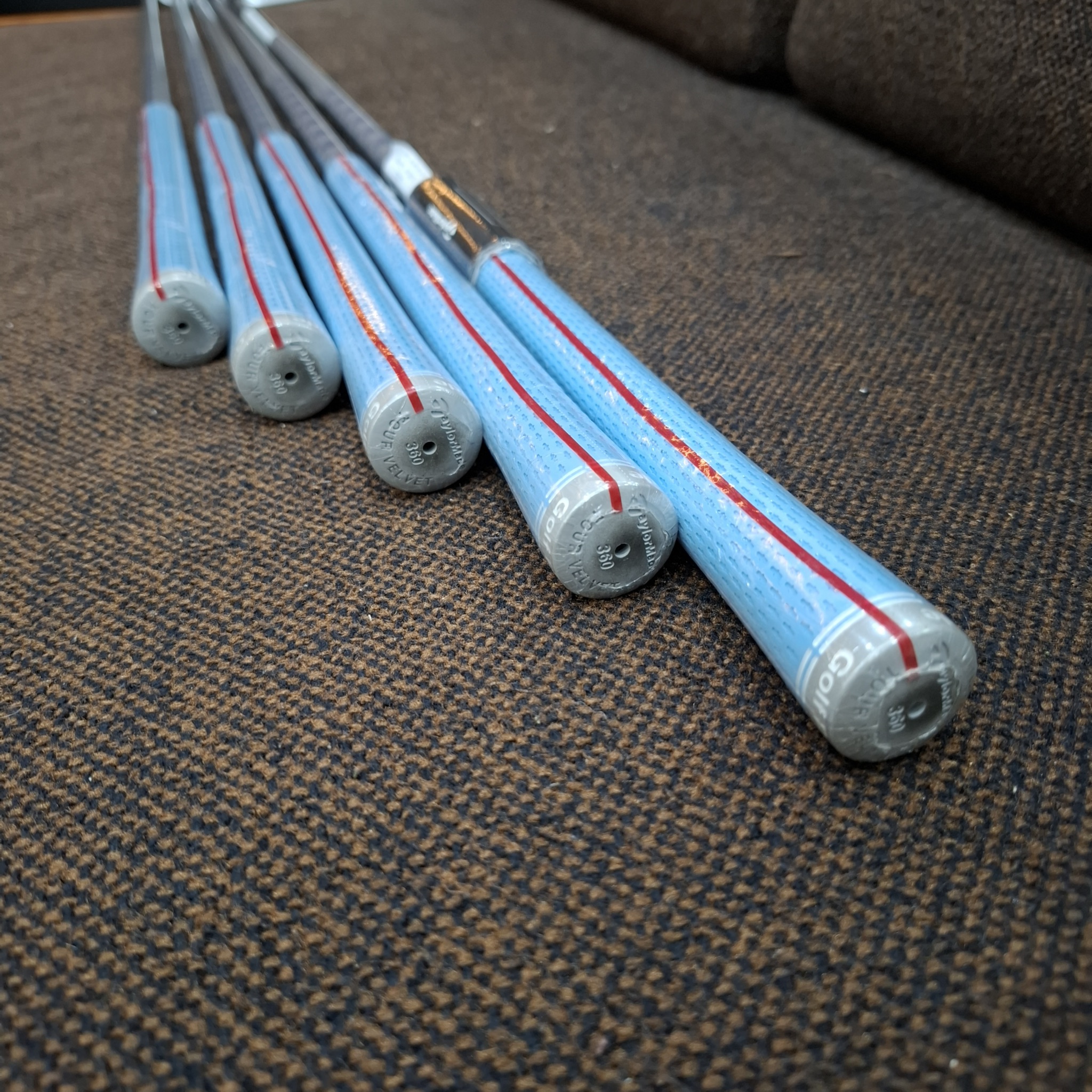 New Taylormade Qi Lady Irons set - Image 5